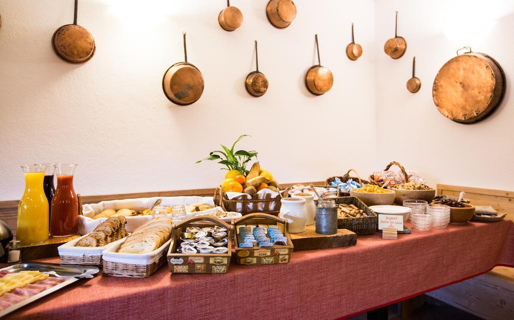 Hotel Restaurant La Barme كوجن المظهر الخارجي الصورة