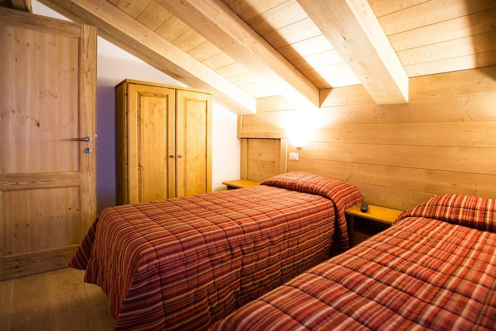 Hotel Restaurant La Barme كوجن المظهر الخارجي الصورة