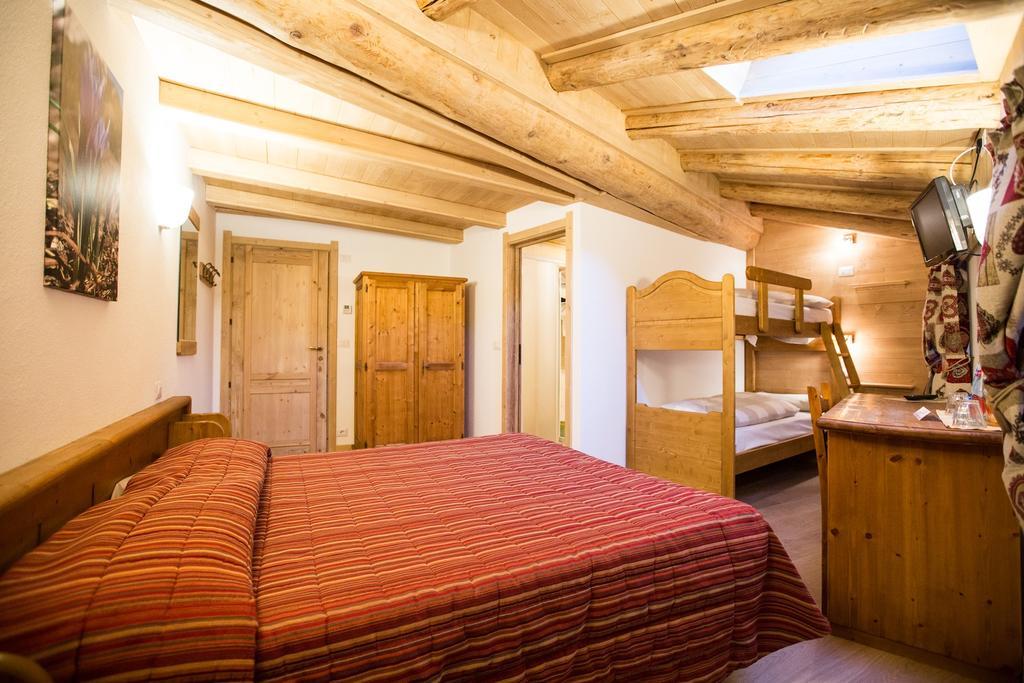 Hotel Restaurant La Barme كوجن المظهر الخارجي الصورة